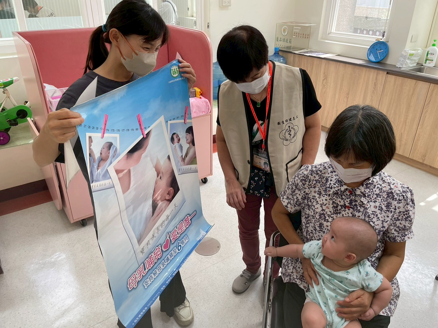 114年7月28日 芬園衛生所兒童預防保健宣導照片5