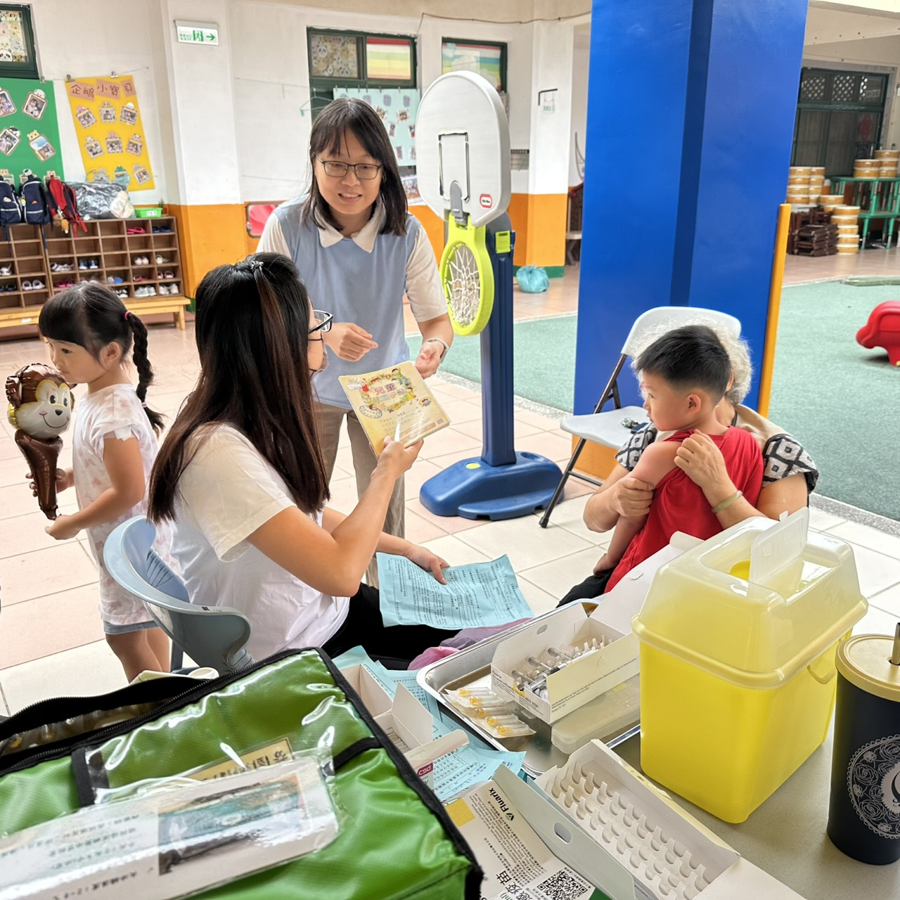 114年10月22日 芬園鄉立幼兒園流感疫苗施打照片2